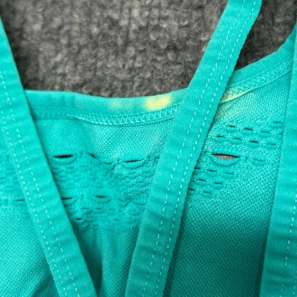 Gymshark Sports Bra Womens Size S Teal Green Seamless Strappy Perforated Active